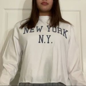 Brandy Melville New York long sleeve